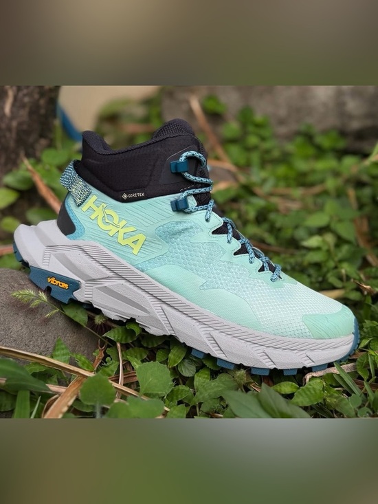Hoka Shoes - Hoka Trail code GTX women size 7 Shoe in Mint, Black and Yellow